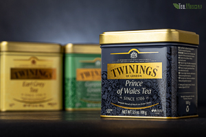 Чай Twinings Черный Яблоко, Корица и Изюм (25 пакетиков)